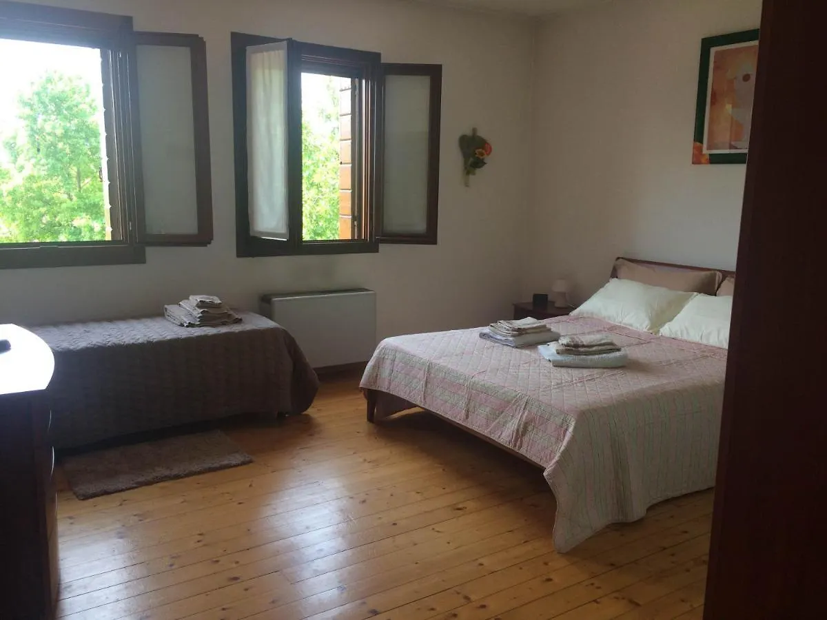 Bed and Breakfast Ca Vittoria Busco Nocleg ze śniadaniem